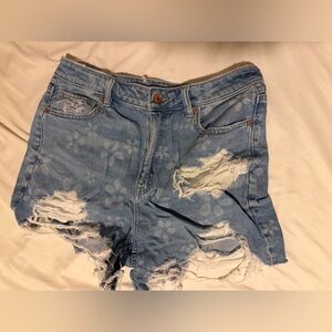 American Eagle Flower Print Shorts